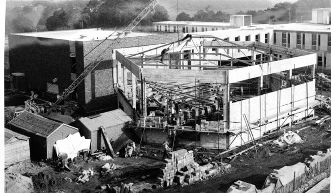 building the gulbenkian