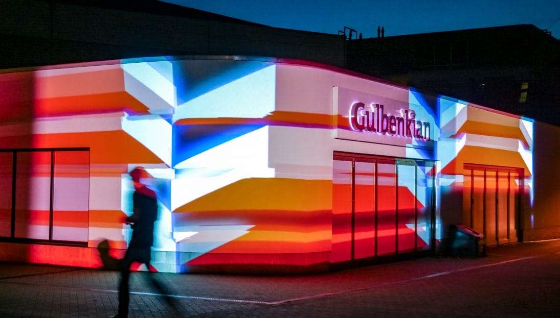 What we do - waves outdoor projection